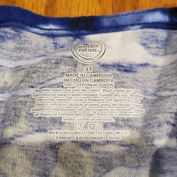 Wonder Nation Dress 3T This pre-loved adorable dress has a tie-dye vibe. - Picture 9 of 10